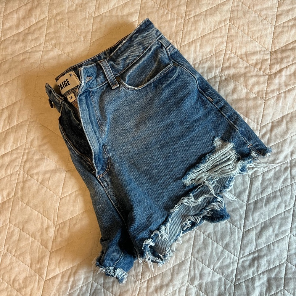 Paige Shorts Women's Size 28 Denim Cutoffs Medium wash margot short